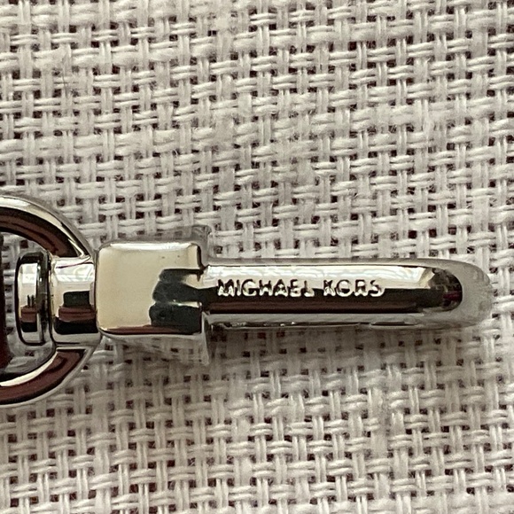 Michael Kors Burgundy Nylon & Leather Crossbody Shoulder Bag Clutch Wal… - Picture 12 of 16